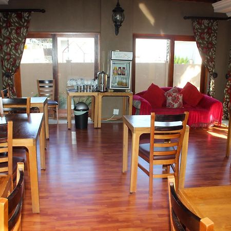 Echo Garden Guesthouse Рюстенбург Экстерьер фото