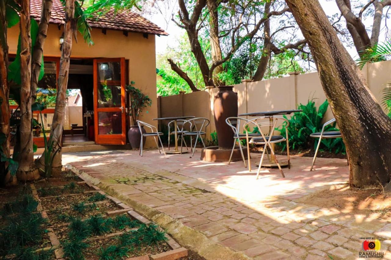 Echo Garden Guesthouse Рюстенбург Экстерьер фото