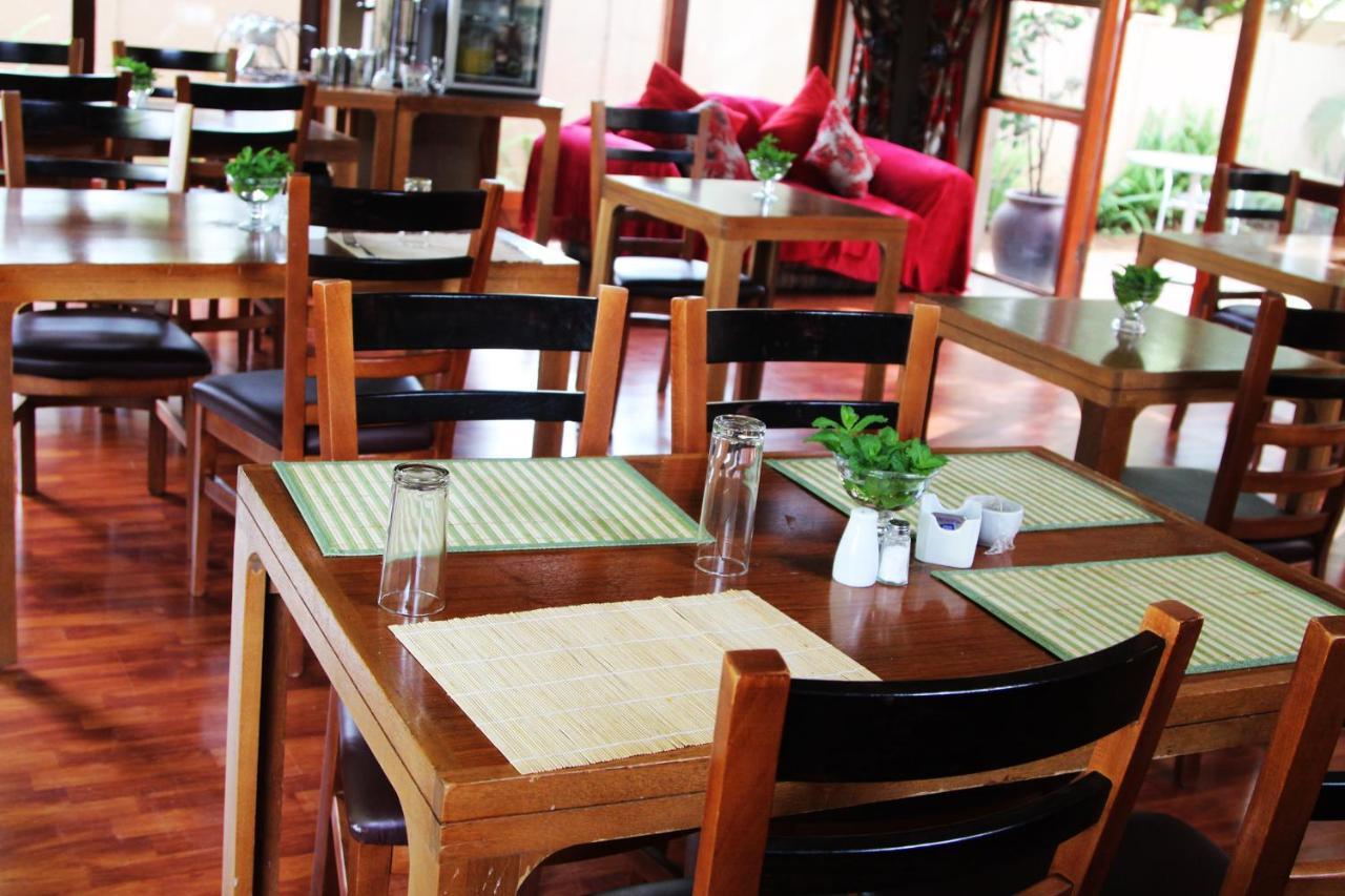Echo Garden Guesthouse Рюстенбург Экстерьер фото